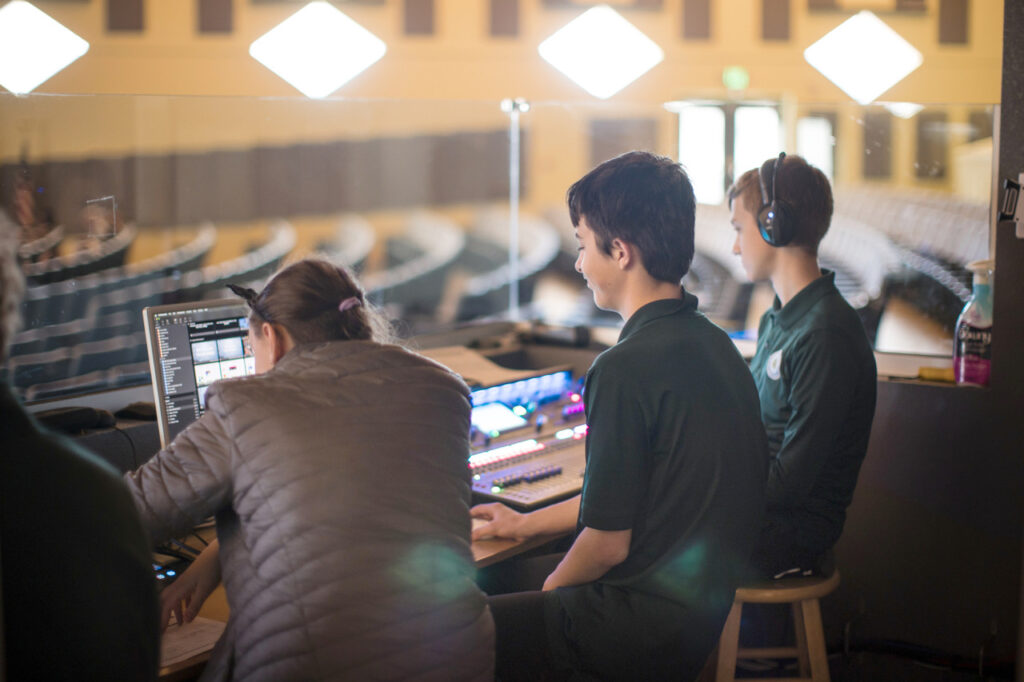 Aspen Academy Bears Student Enterprises 1024x682