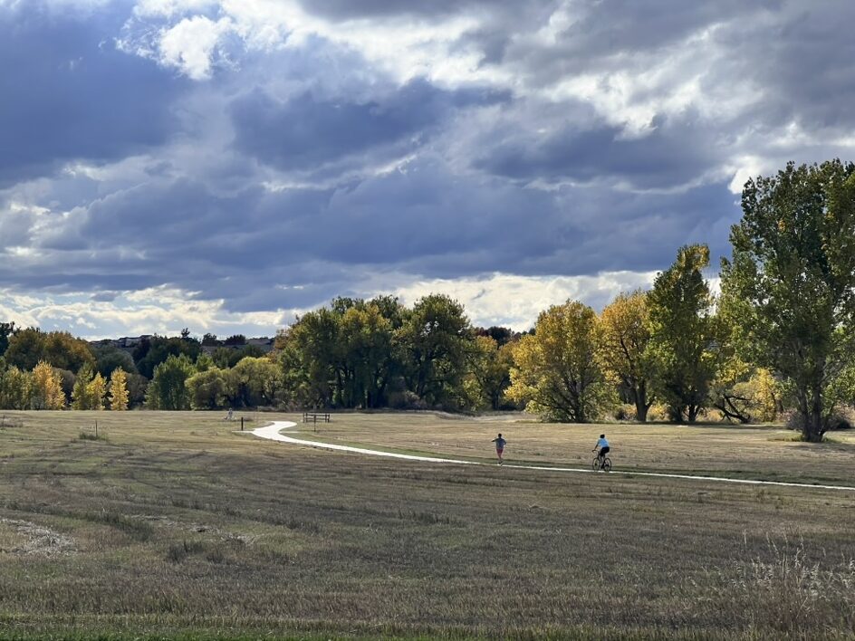 People exercizing on a fall day. How hard is it to exercise in Colorado.