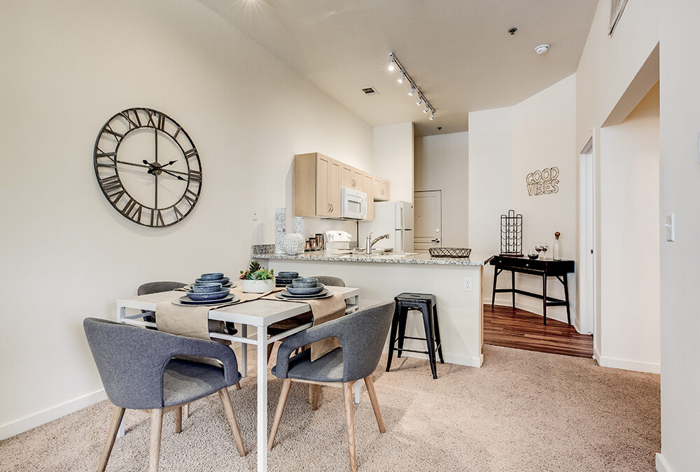 Dominium Apartments